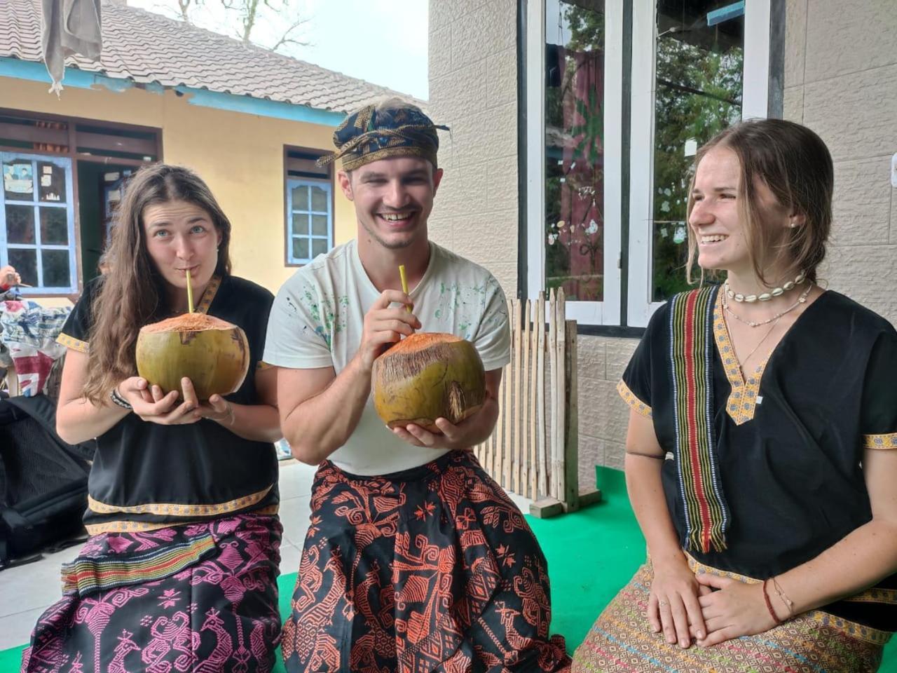 Eltari Homestay 特特巴图 外观 照片